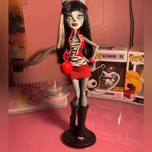 Monster High doll/ Purrsephone doll